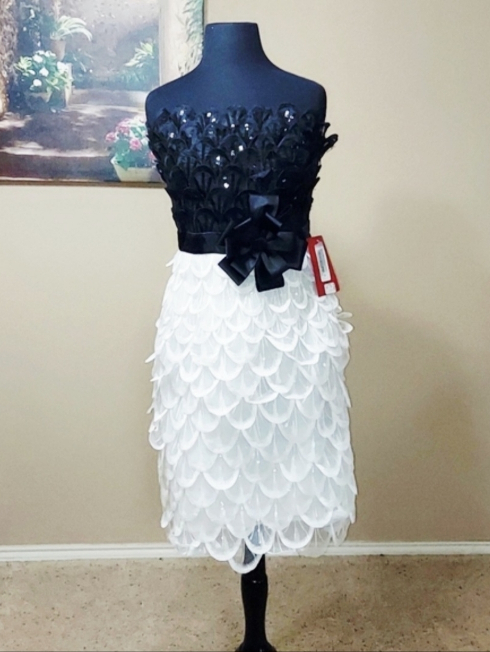 JS Collection Scalloped Lace Evening Dress SZ 10